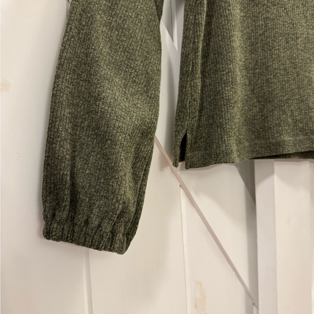 Madewell Forest Green Bubble-Sleeve Swing Turtleneck Sweater/Tee - Picture 3 of 7